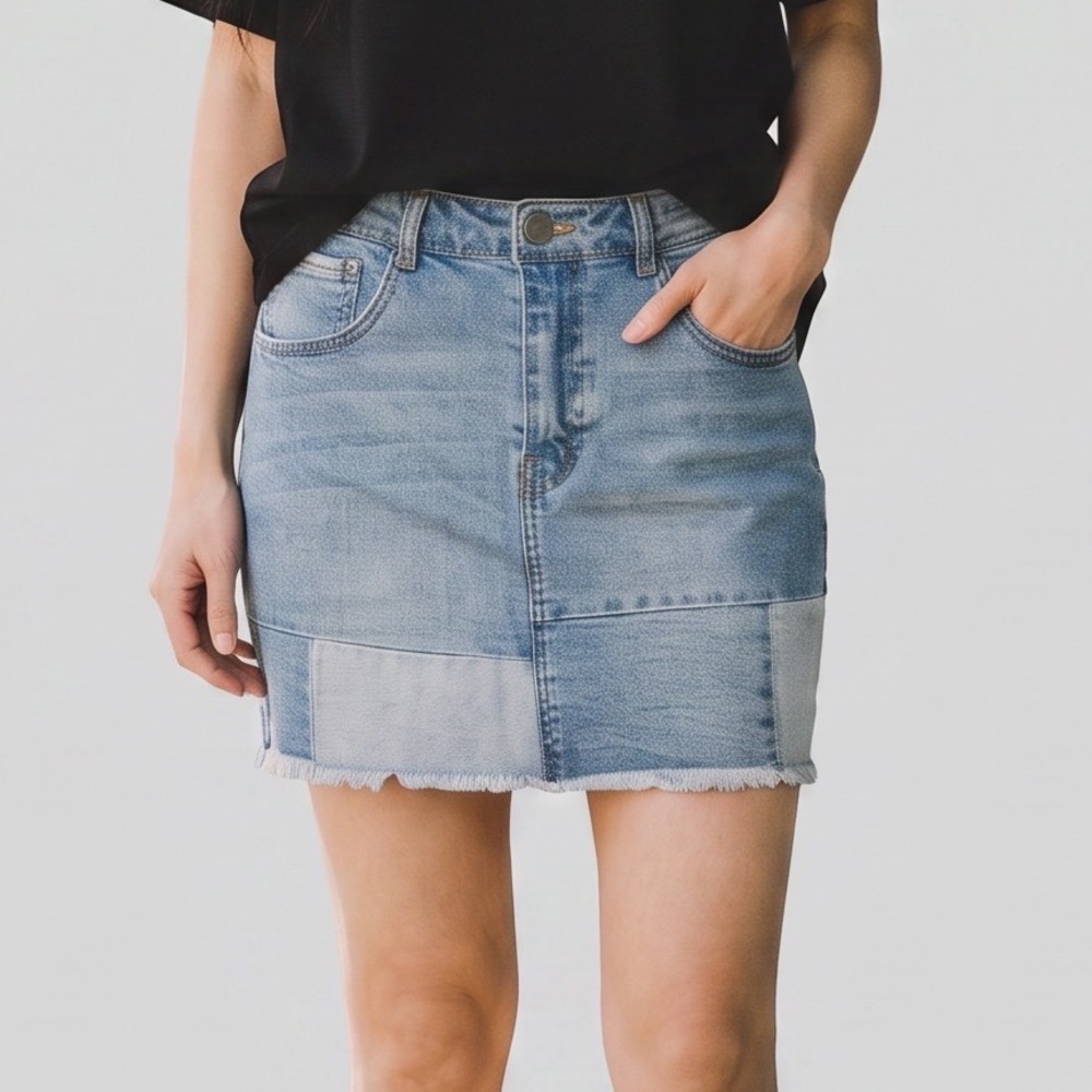 Black Label Cest Toi Patchwork Denim Mini Skirt Light Wash Frayed Hem CTB2375K L